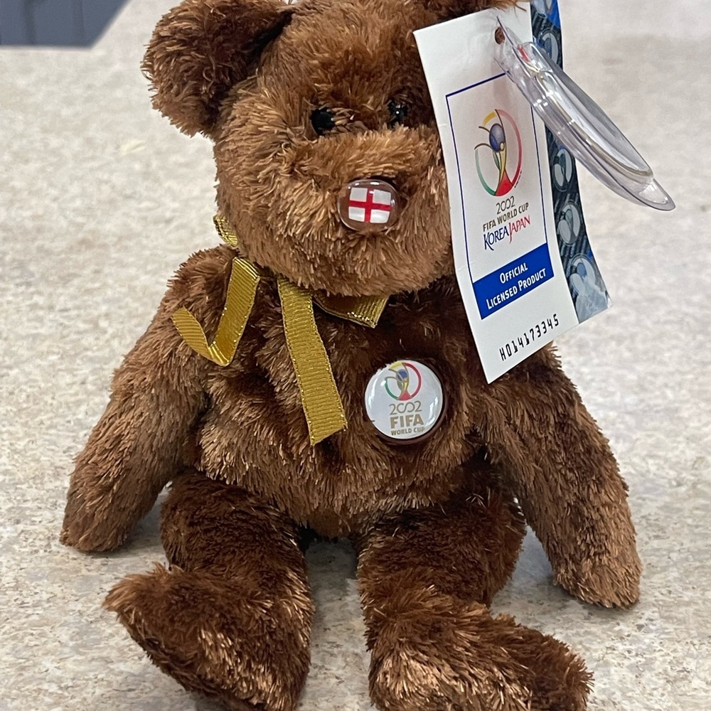 TY Beanie Baby - ENGLAND the Bear - FIFA 2002 World Cup Soccer Souvenir.